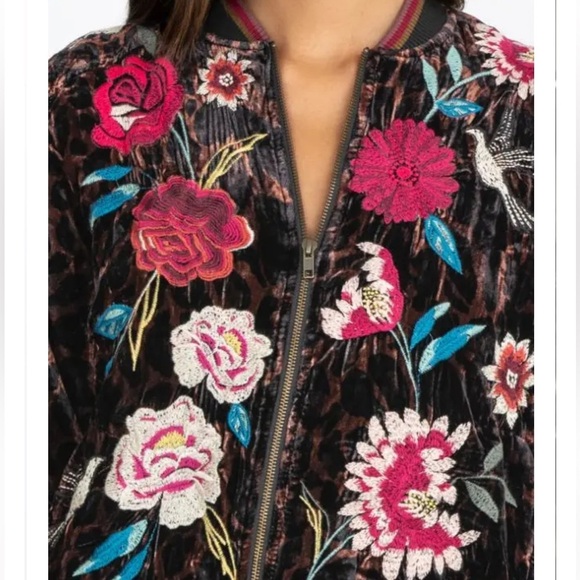 Johnny Was Black Bomber Jacket with Floral Embroidery - Picture 4 of 16